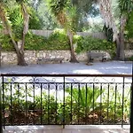 Appart hôtel Yannis 3*