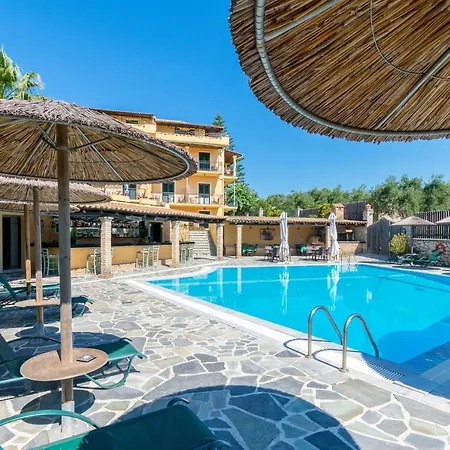 Yannis 3* Κάτω Κορακιάνα