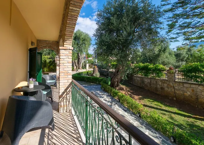 Yannis 公寓式酒店 卡托克拉克阿纳