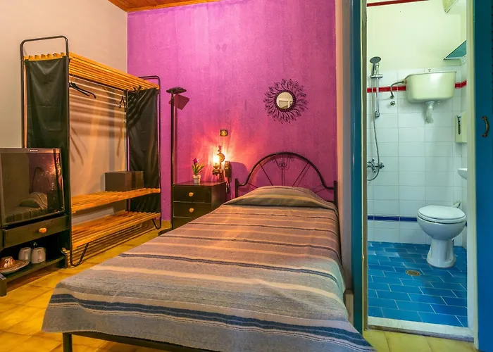 Yannis 公寓式酒店 3*