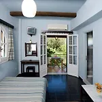 Apart Otel Yannis