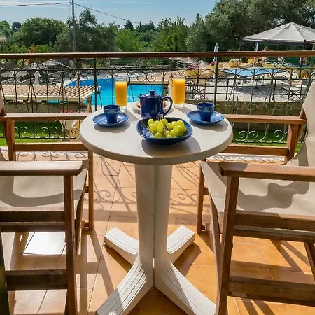 Yannis Apart Otel