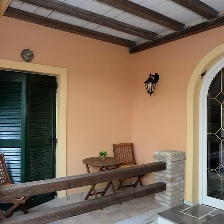 Hotel apartamentowy Yannis 3*