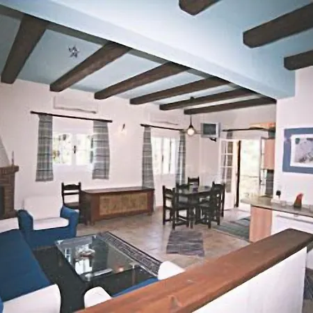 Hotel apartamentowy Yannis