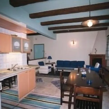 Yannis Apart Otel Kato Korakiana