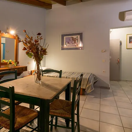 Yannis Kato Korakiana