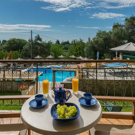 Hotel apartamentowy Yannis 3*