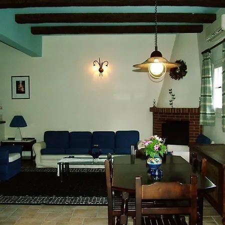 Aparthotel Yannis 3*